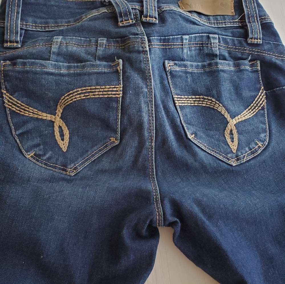 Jeans - Picture 3 of 3